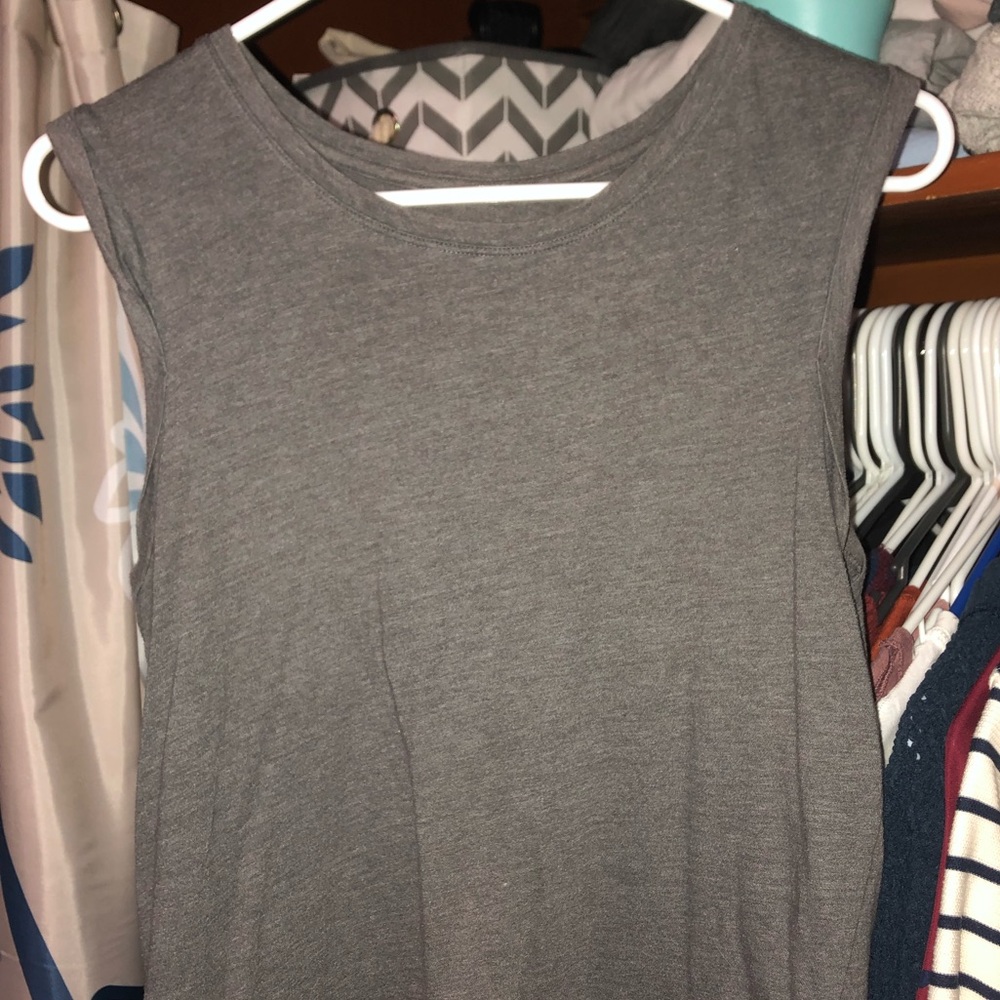 Gray tank top